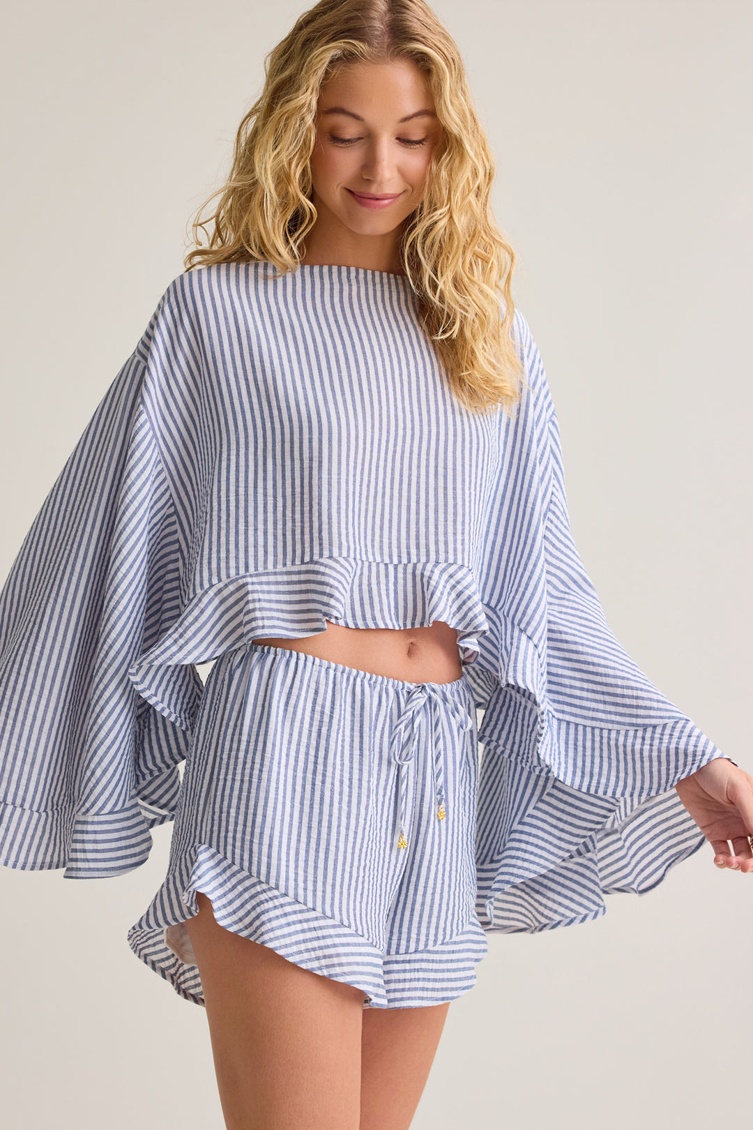 TOP CROPPED DE RAYAS