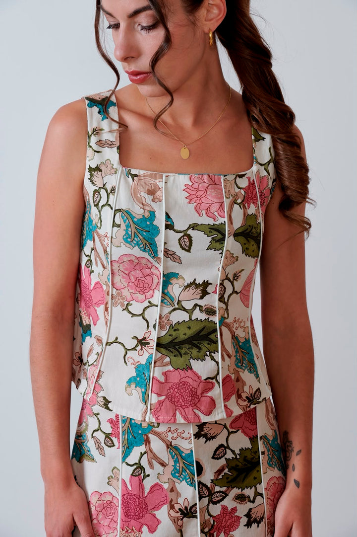 TOP ESTRUCTURADO FLORAL