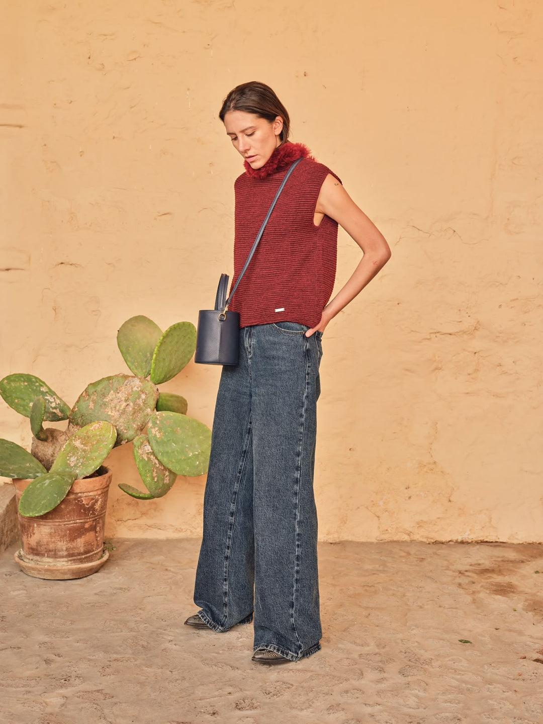 BUCKET BAG