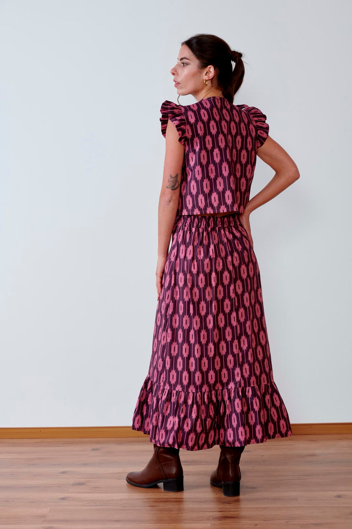 FALDA MIDI CON VOLANTE